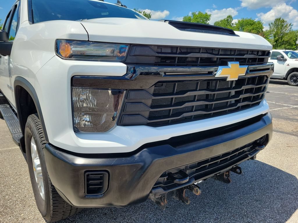 Used 2024 Chevrolet Silverado 3500 W/T AWD/4WD image 25