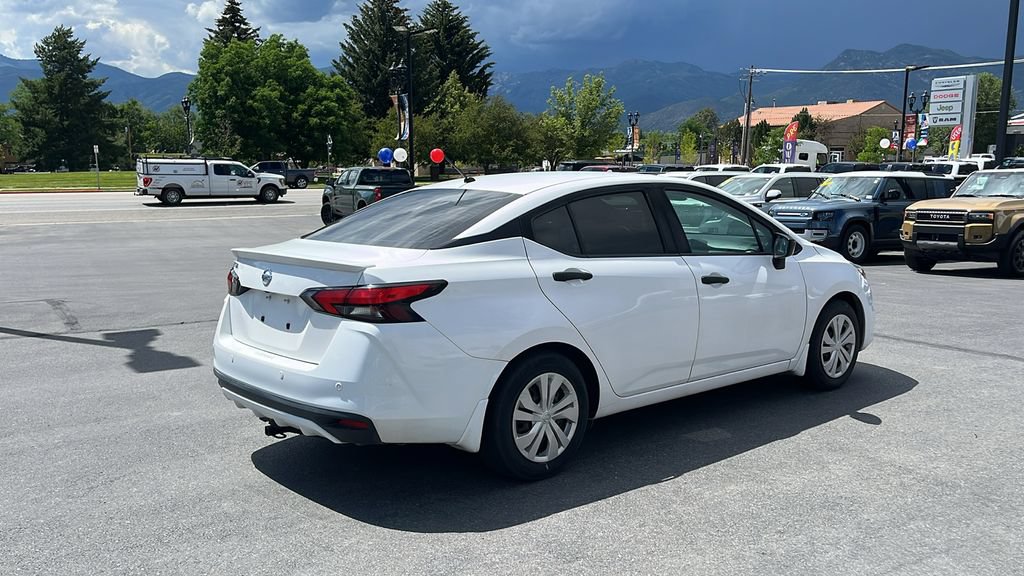 Used 2020 Nissan Versa S FWD image 5