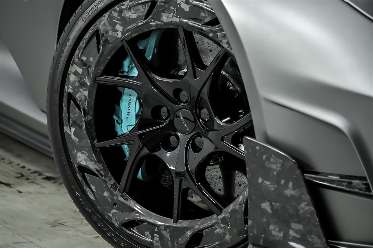 Used 2021 Ferrari 812 GTS RWD image 11