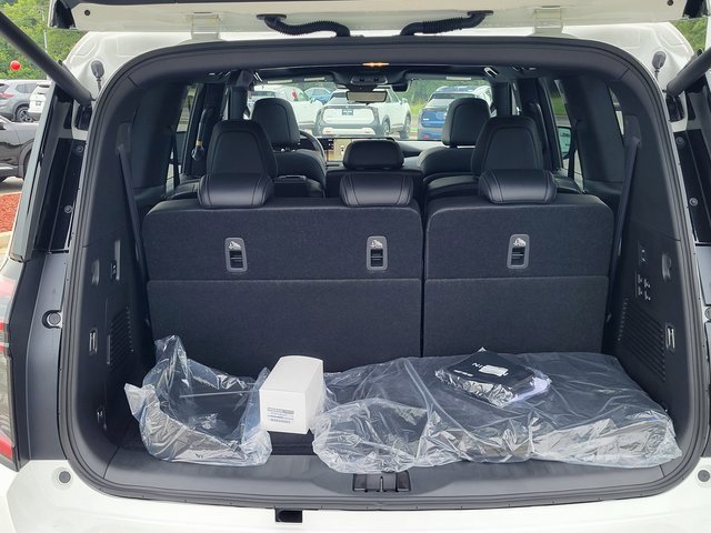 New 2025 Nissan Armada PRO-4X w/ Pro-4X Premium Package image 5