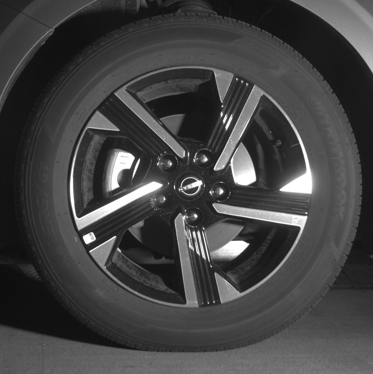 Used 2025 Nissan Sentra SV FWD image 12