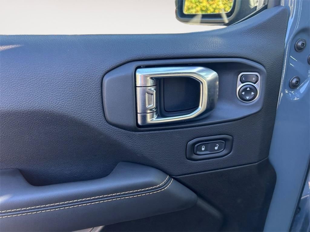 New 2025 Jeep Wrangler Rubicon 392 image 11