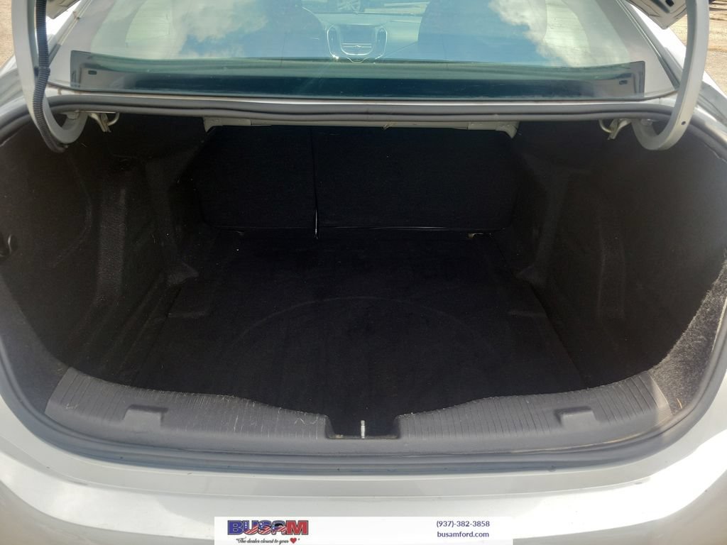 Used 2017 Chevrolet Cruze LT FWD image 5