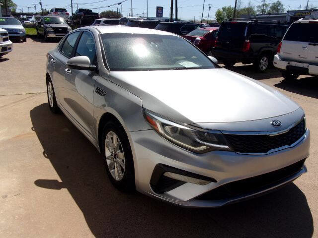 Used 2019 Kia Optima LX image 3