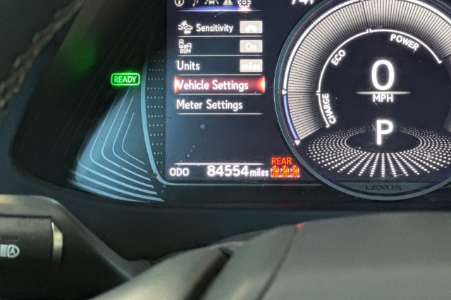 Used 2019 Lexus UX 250h w/ Premium Package AWD/4WD image 28