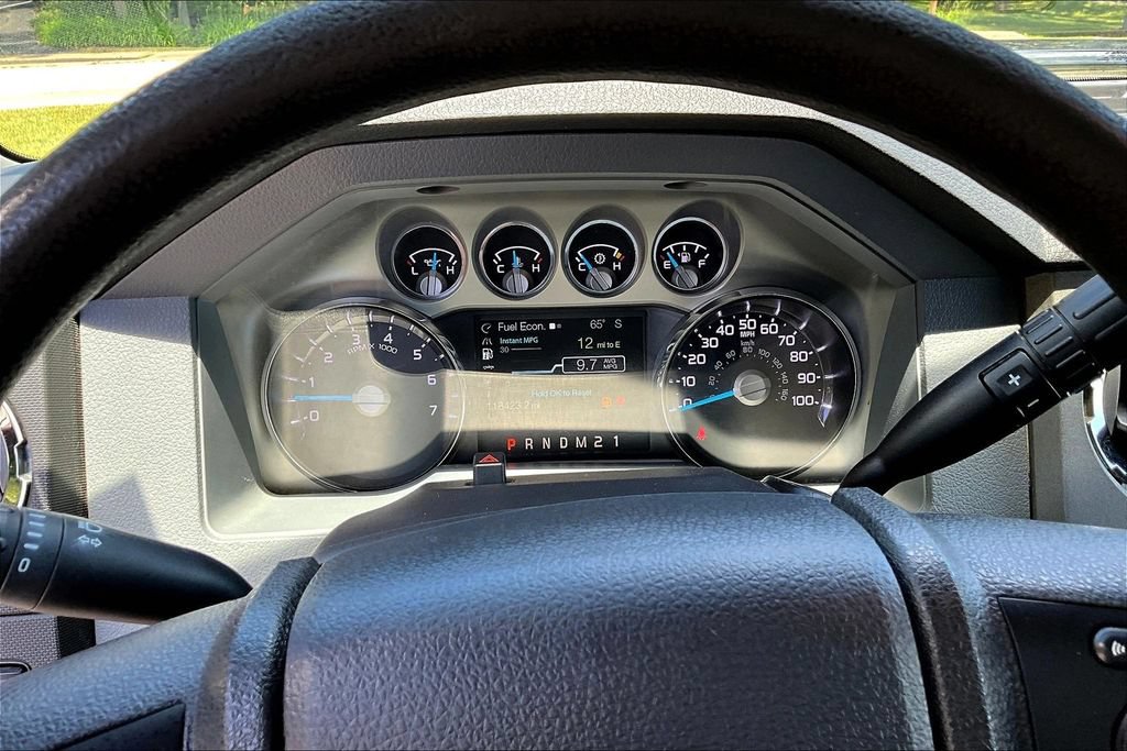 Used 2016 Ford F250 XLT w/ XLT Premium Package AWD/4WD image 17