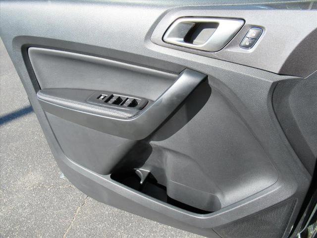 Used 2019 Ford Ranger Lariat w/ Black Appearance Package image 32