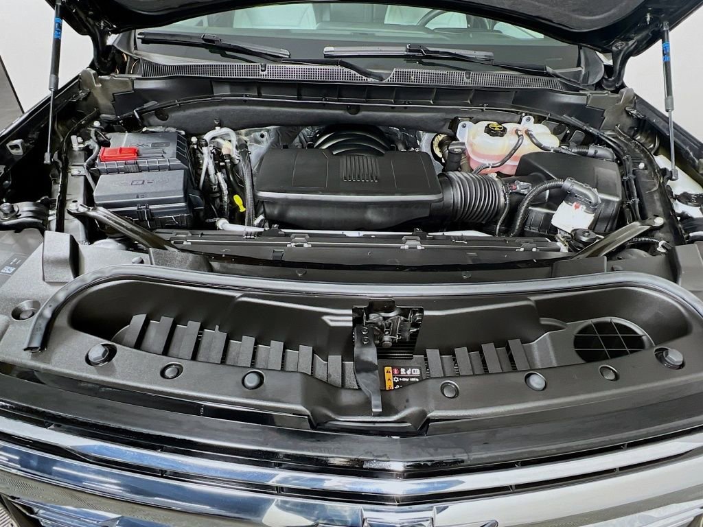 Used 2025 Chevrolet Tahoe Premier image 32