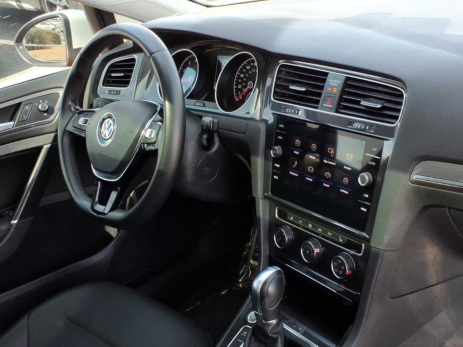 Used 2018 Volkswagen Golf Alltrack SE image 13