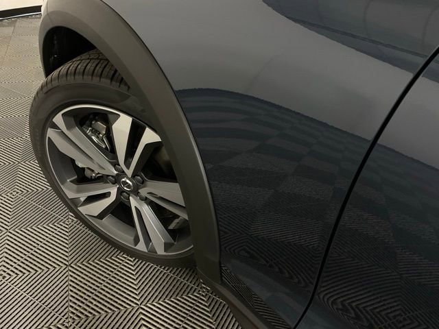 New 2026 Volvo V60 B5 Cross Country Plus w/ Protection Package Premier image 34