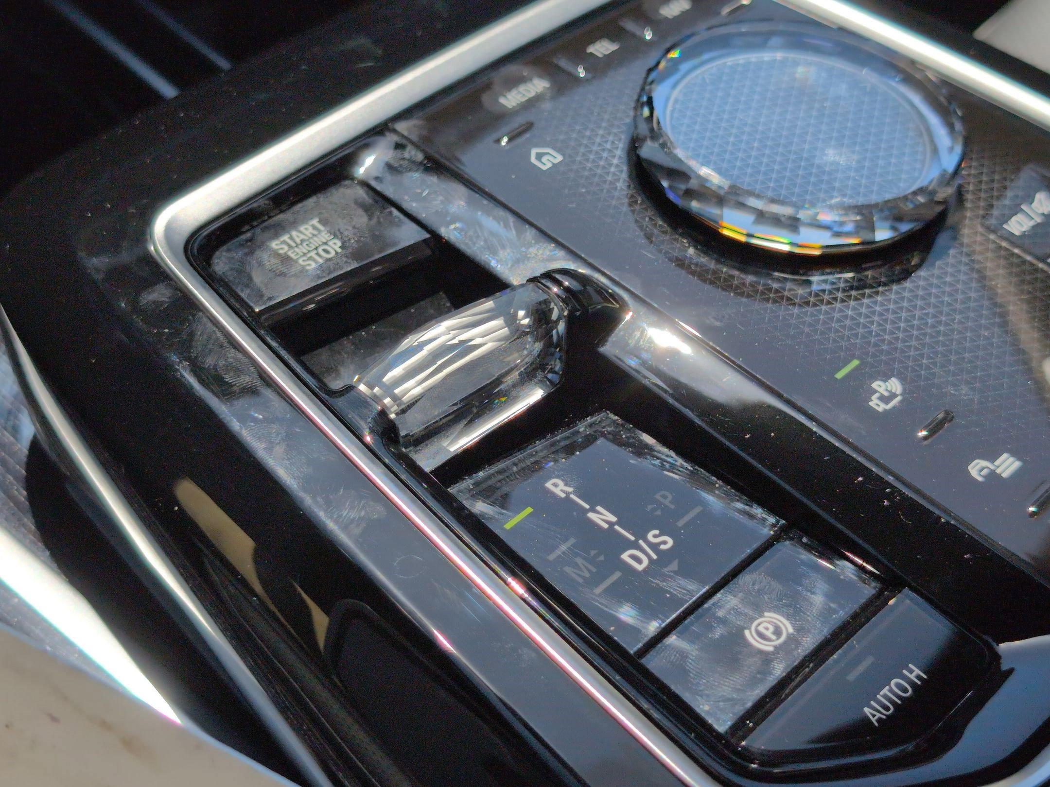 Used 2026 BMW 740i w/ Premium Package RWD image 26