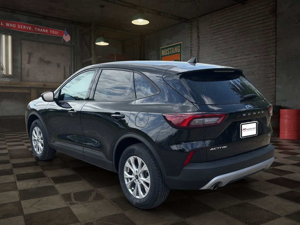Certified 2025 Ford Escape Active AWD/4WD image 4