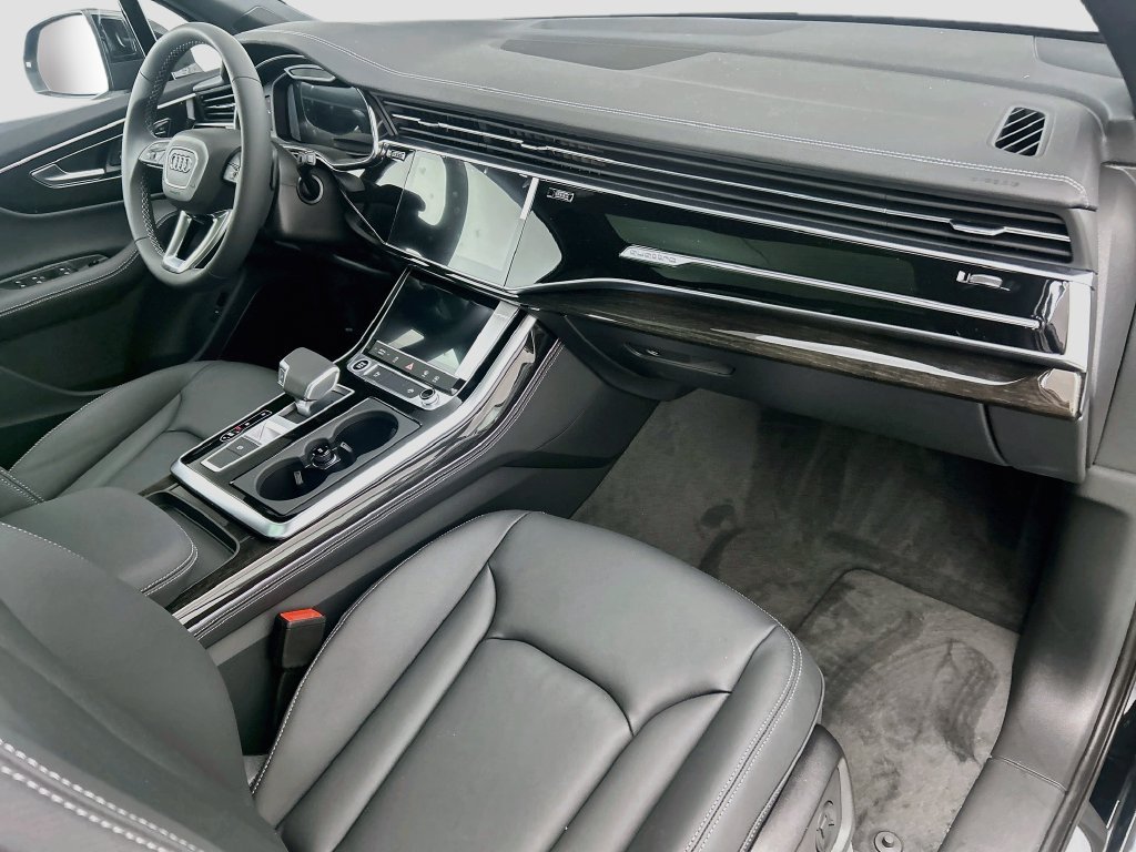 New 2026 Audi Q7 2.0T Premium Plus AWD/4WD image 16
