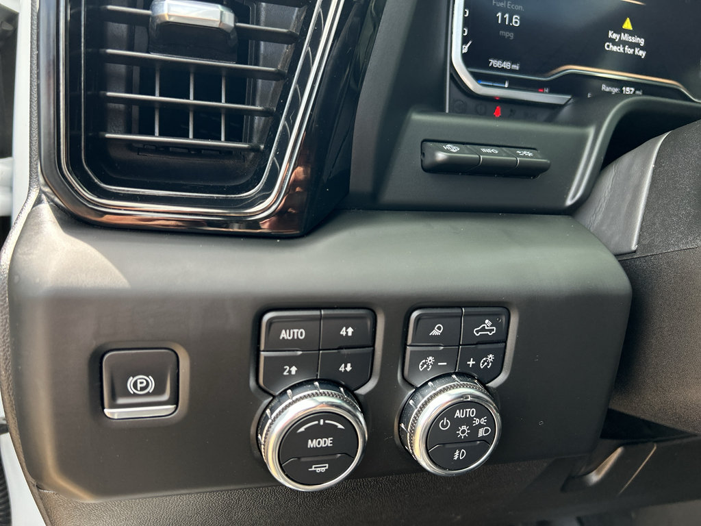 Used 2024 GMC Sierra 2500 AT4 w/ AT4 Premium Plus Package AWD/4WD image 22