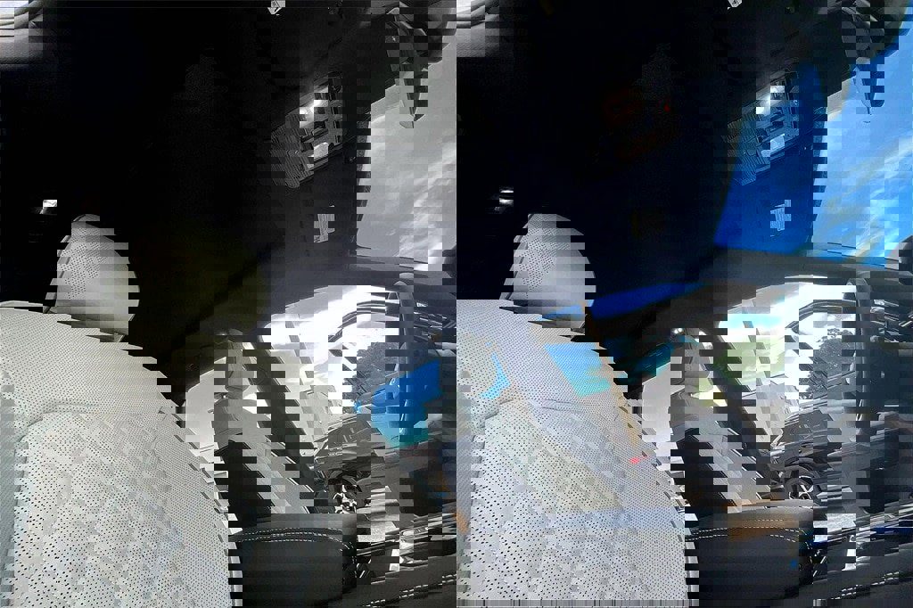 New 2026 Volkswagen Atlas Cross Sport SEL Premium R-Line image 21