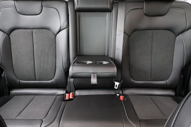 New 2025 Jeep Grand Cherokee Altitude image 34