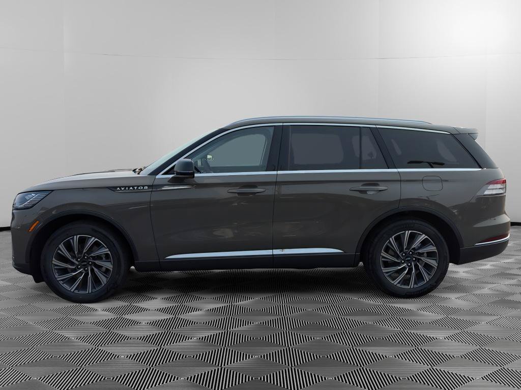 New 2026 Lincoln Aviator AWD image 4