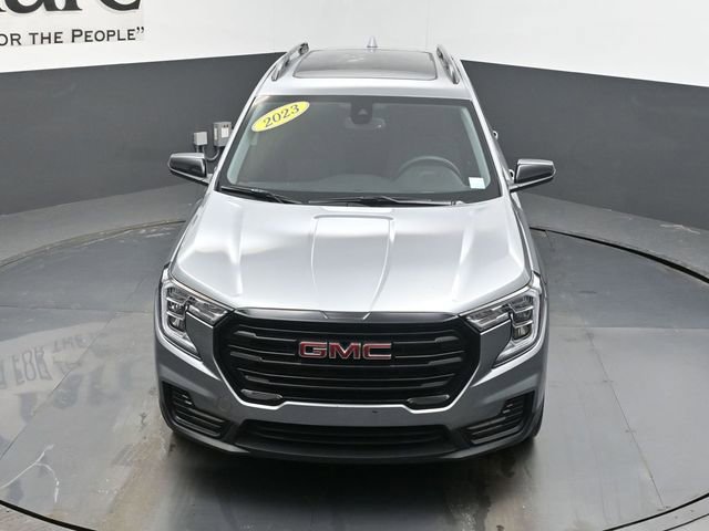 Used 2023 GMC Terrain SLE w/ Driver Convenience Package image 59