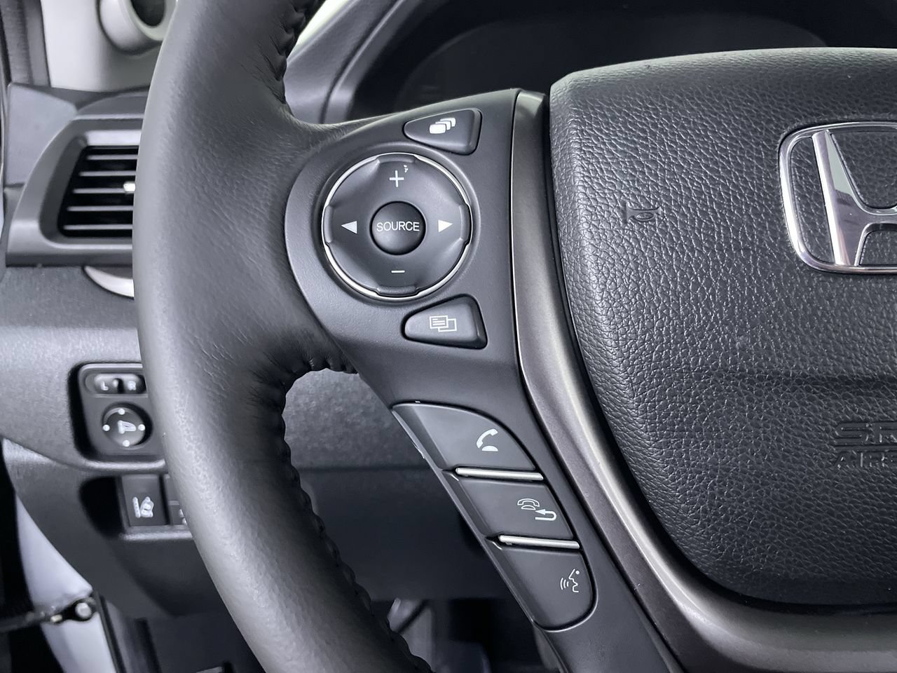 Used 2023 Honda Ridgeline RTL image 26