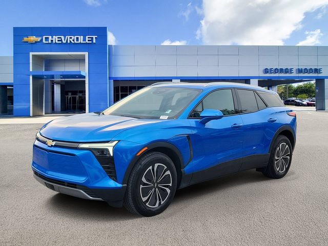 Used 2024 Chevrolet Blazer EV LT AWD/4WD image 2