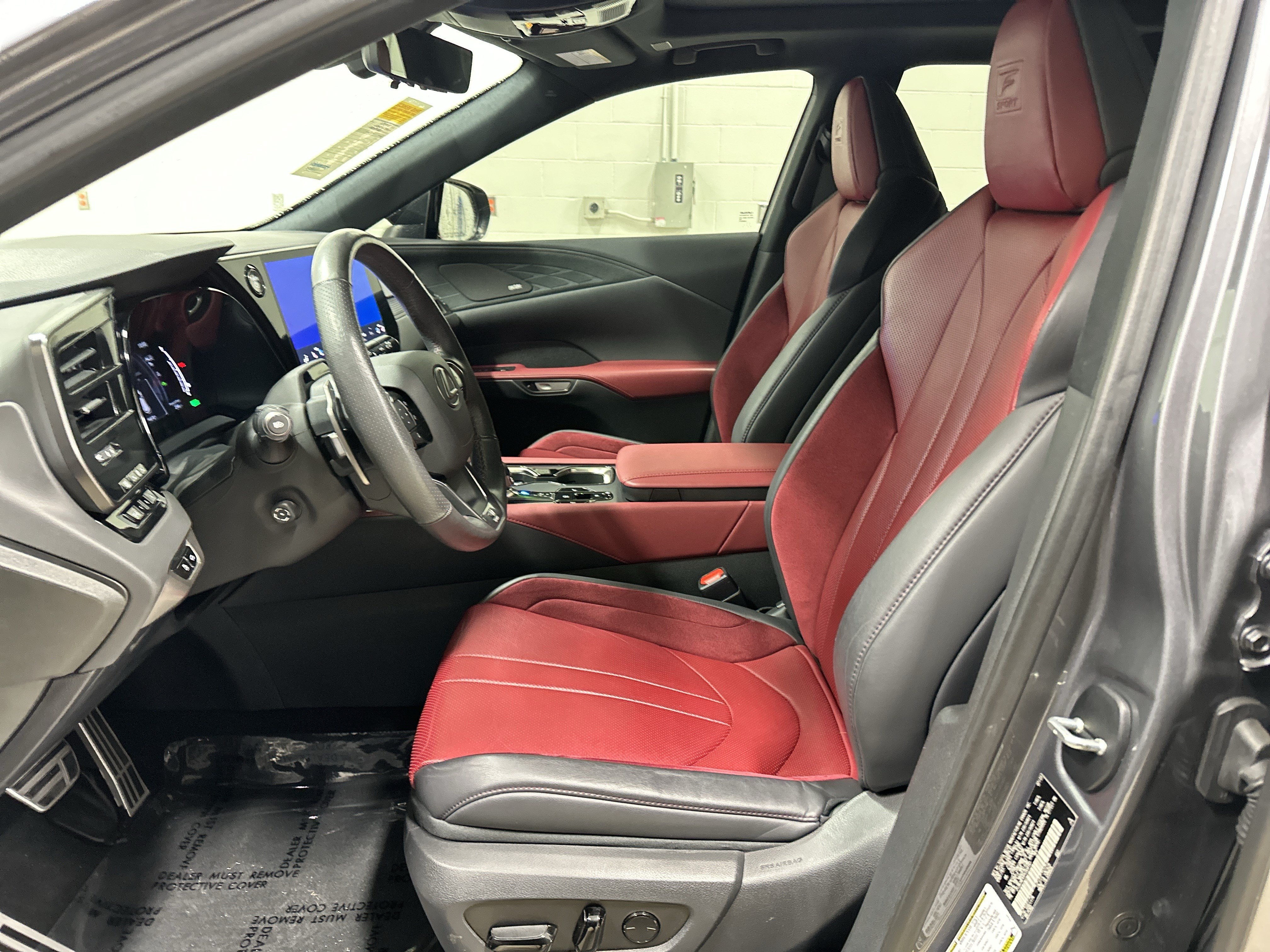 Used 2023 Lexus RX 500h F Sport w/ Cold Area Package AWD/4WD image 16