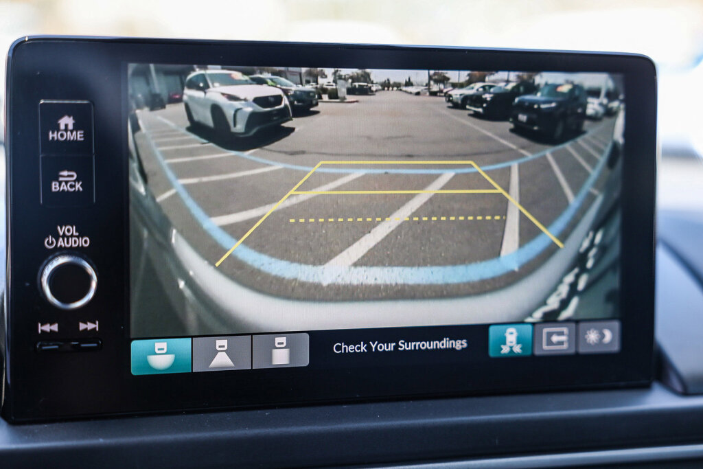 Used 2023 Honda Pilot EX-L image 17