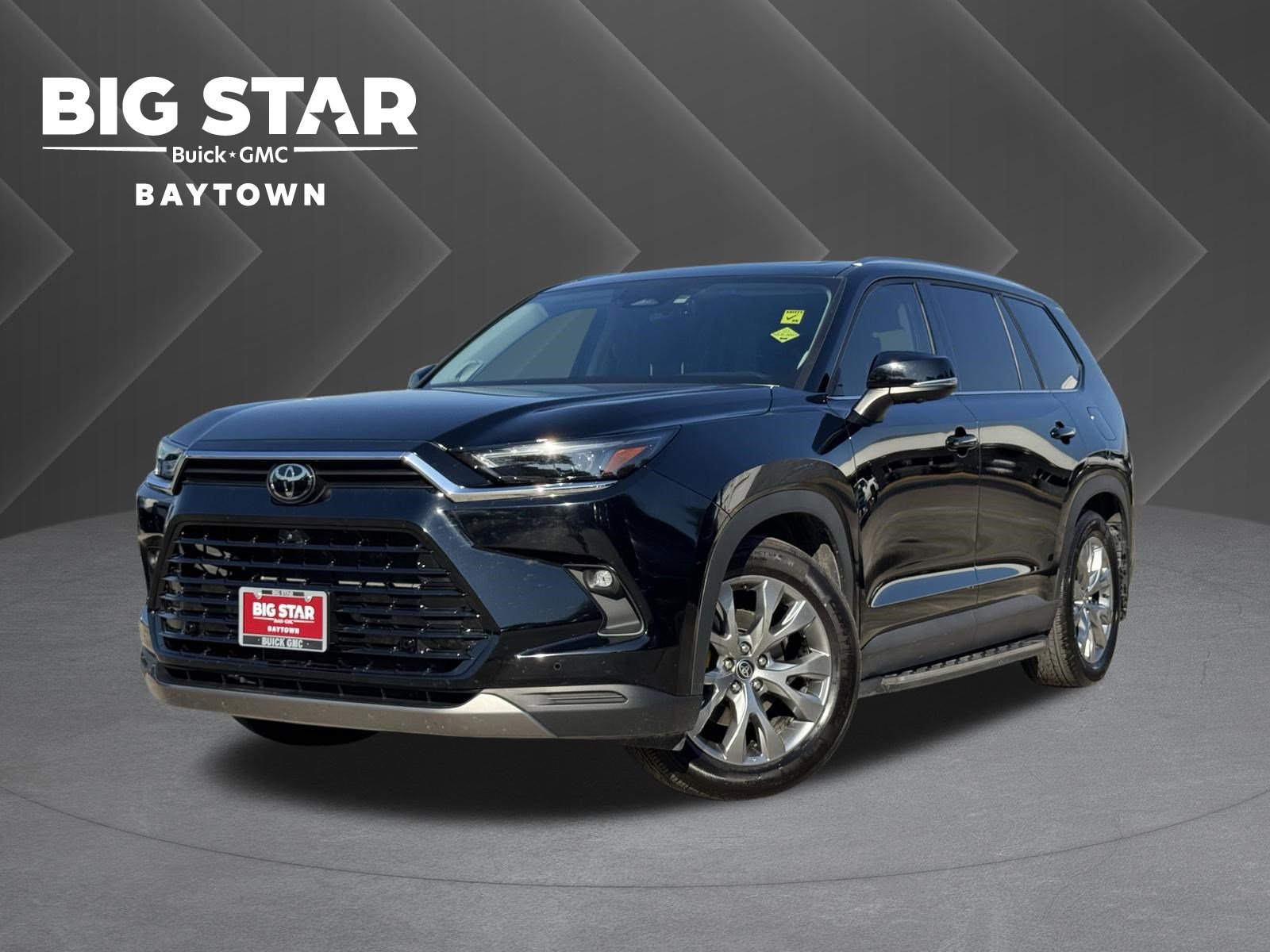 Used 2025 Toyota Grand Highlander FWD image 1