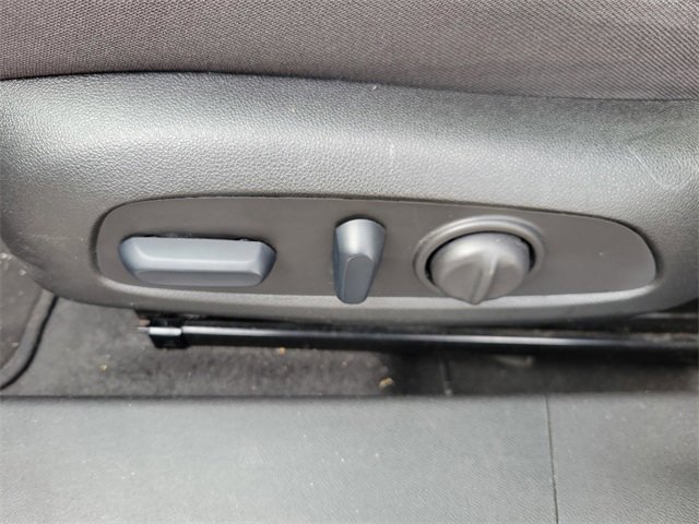 Used 2024 Chevrolet Malibu LT image 17