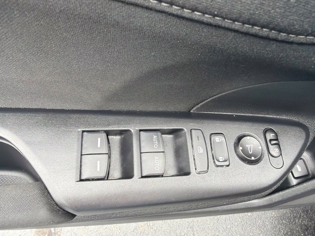 Used 2019 Honda Civic EX image 14