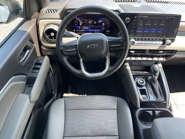 Used 2025 Chevrolet Colorado ZR2 w/ Technology Package image 6