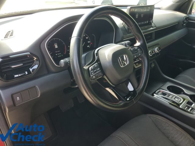 Used 2024 Honda Pilot Sport image 17