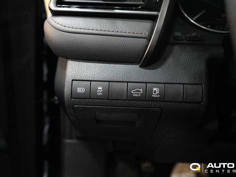 Used 2020 Toyota Camry LE FWD image 20