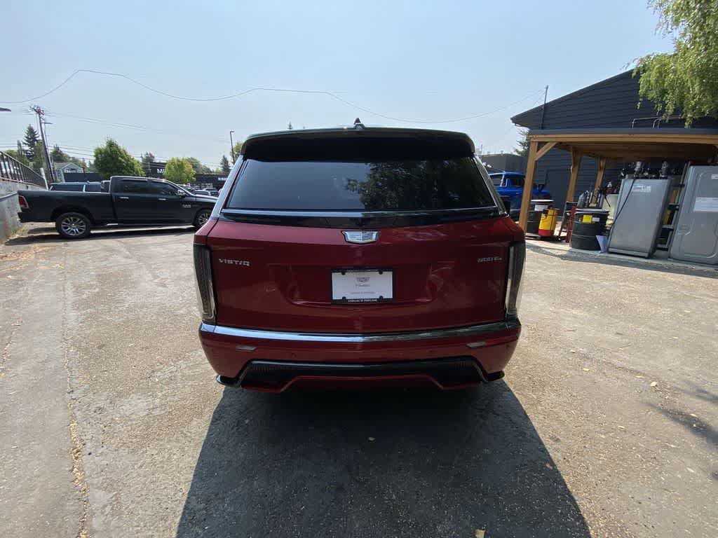 Certified 2026 Cadillac Vistiq Premium Luxury w/ LPO, Floor Liner Package AWD/4WD image 5
