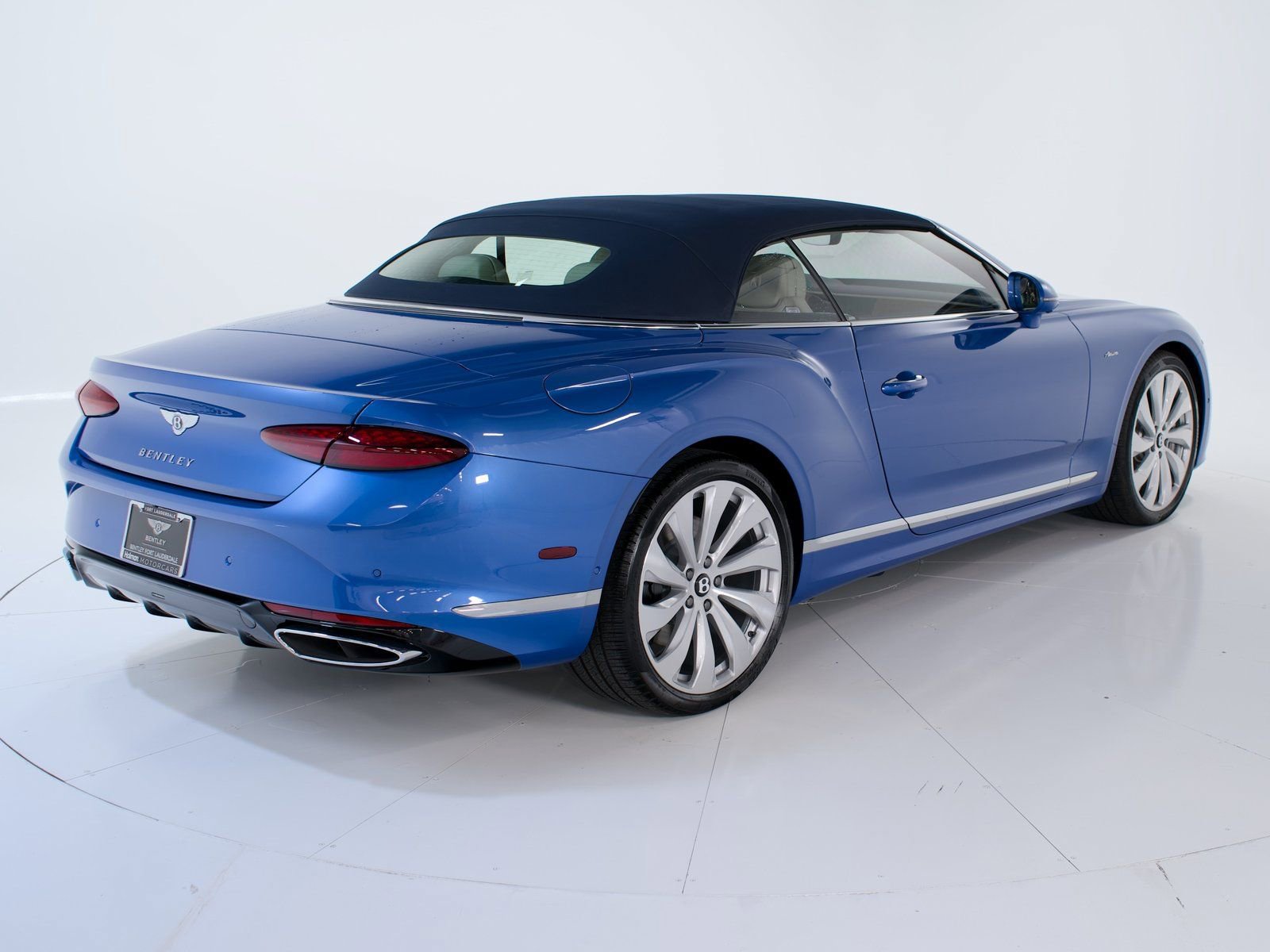 New 2026 Bentley Continental GTC image 13