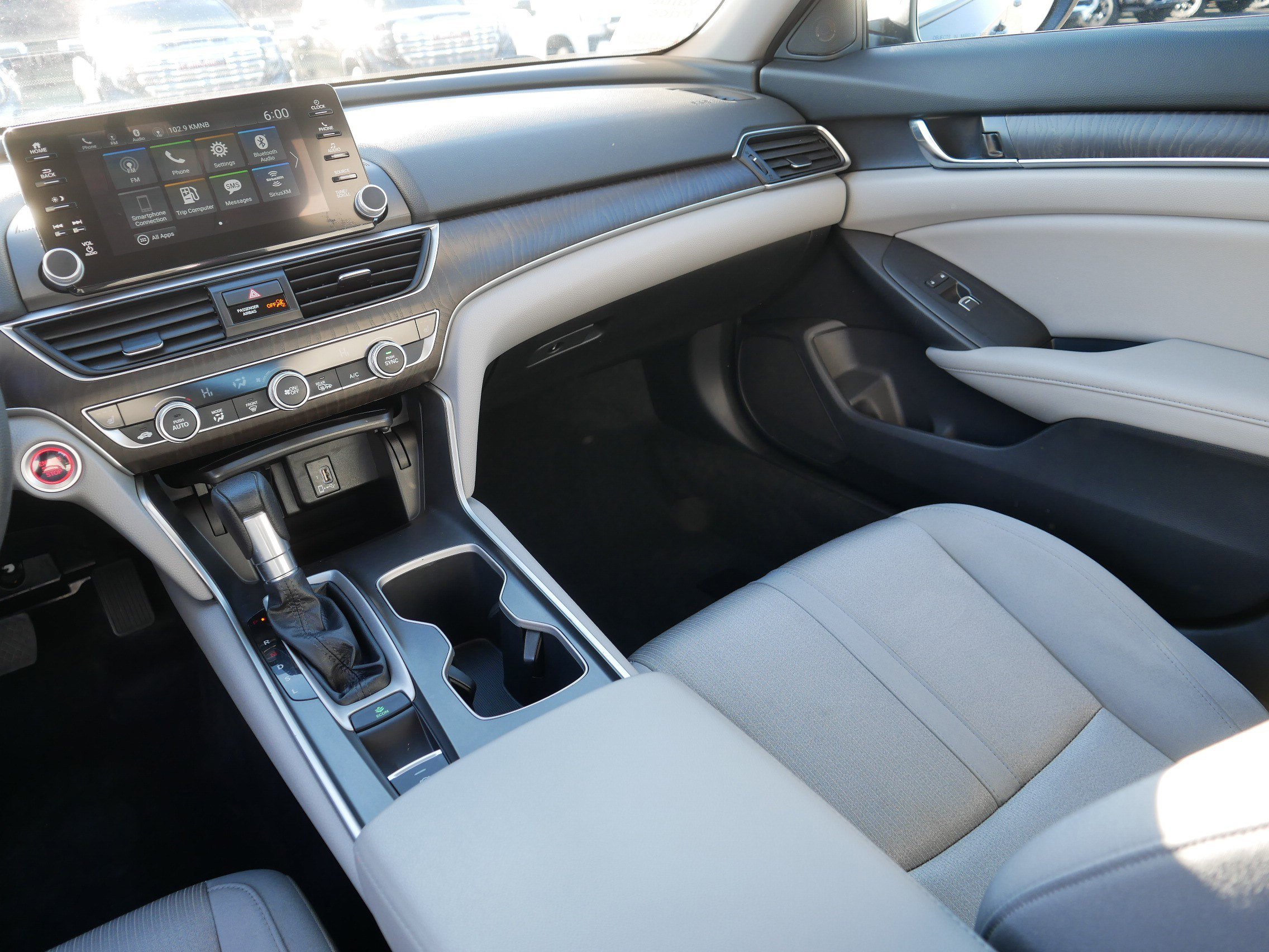 Used 2019 Honda Accord EX image 11