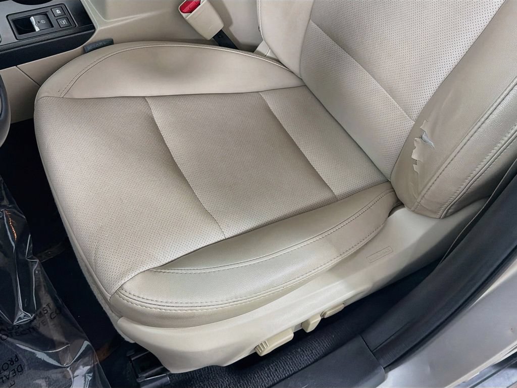 Used 2016 Subaru Outback 2.5i Limited AWD/4WD image 20