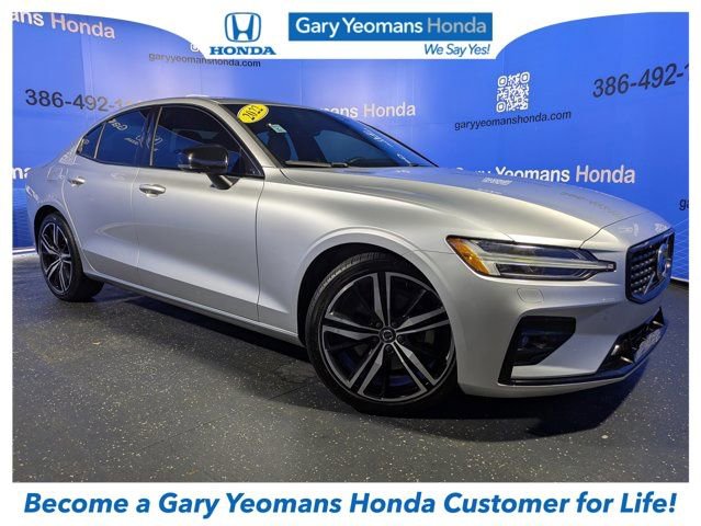 Used 2022 Volvo S60 B5 R-Design w/ Advanced Package