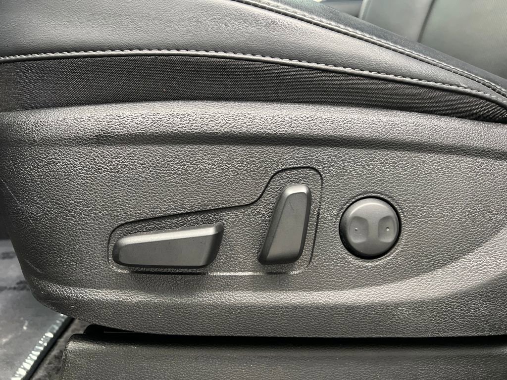 Used 2025 Kia Telluride S image 10