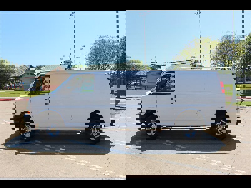 Used 2023 Chevrolet Express 2500 Extended w/ Driver Convenience Package image 3