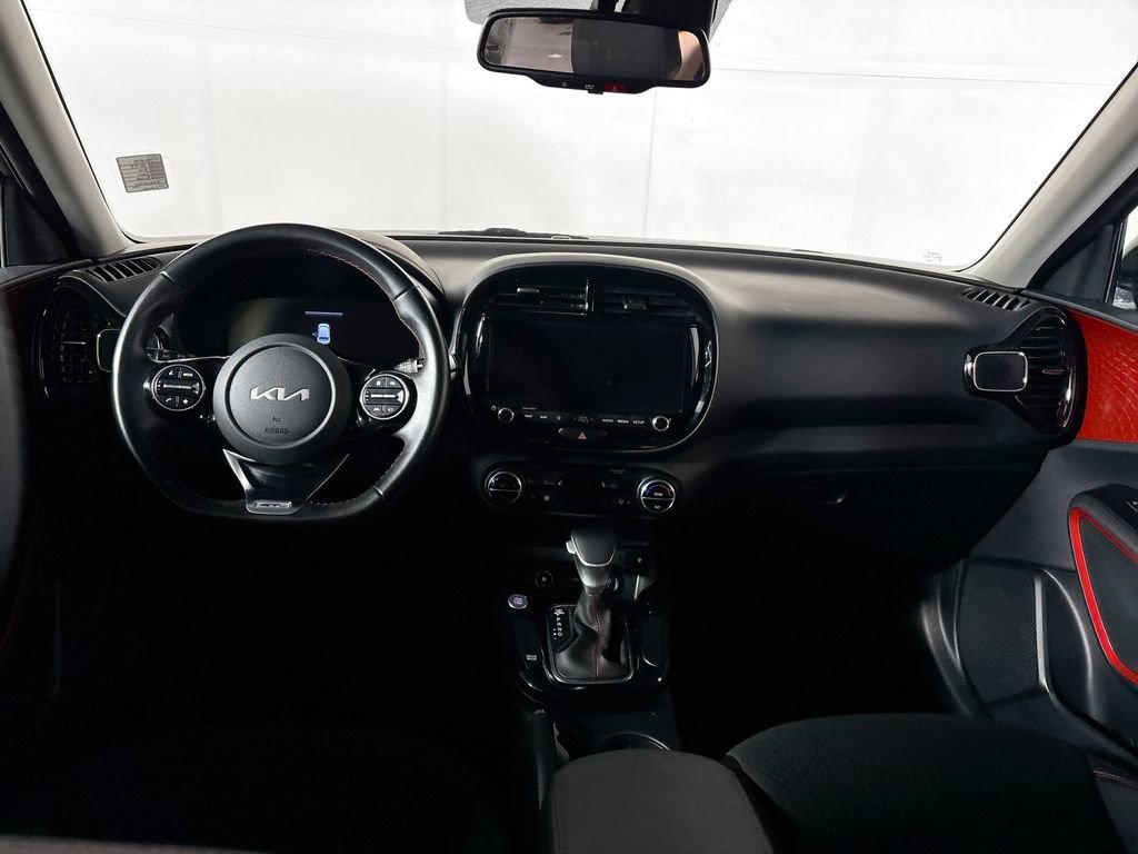 Certified 2023 Kia Soul GT-Line FWD image 13