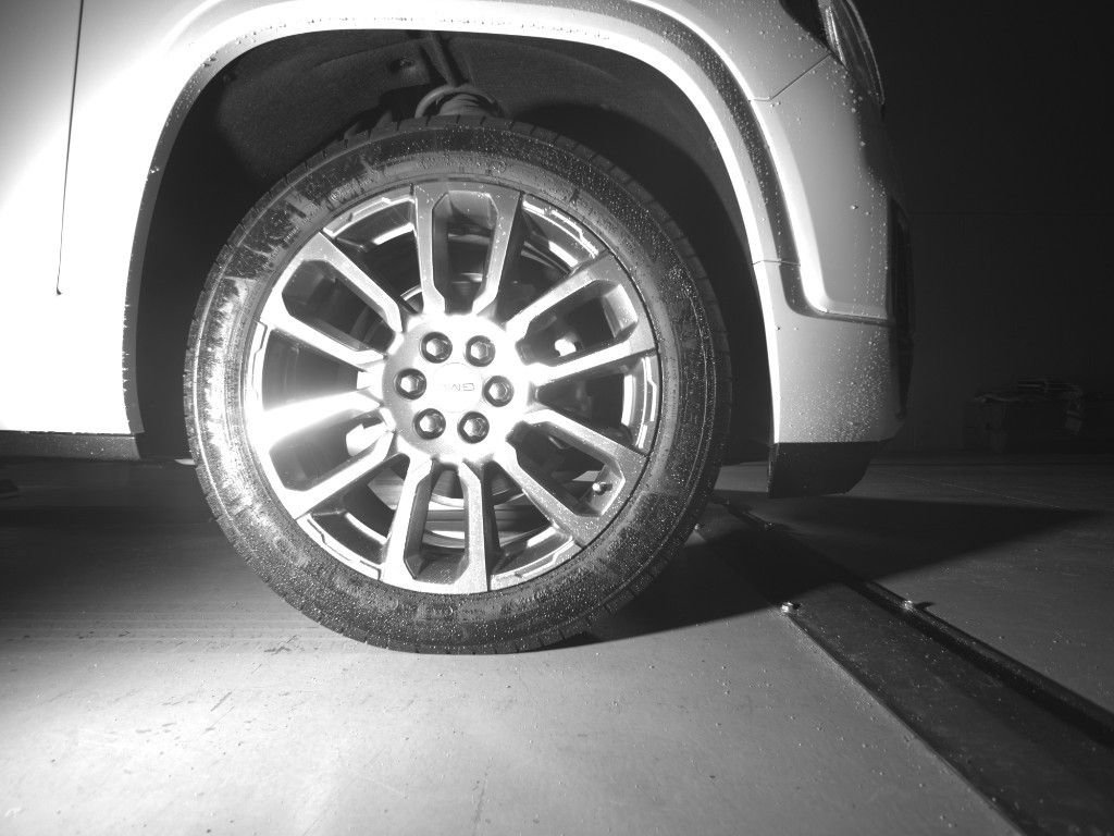 Used 2023 GMC Acadia Denali w/ Denali Technology Package FWD image 16