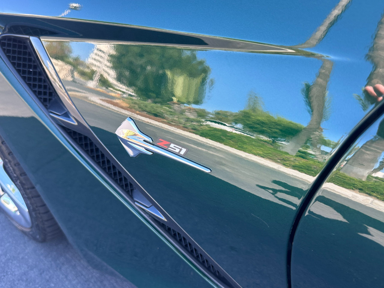 Used 2014 Chevrolet Corvette Stingray Convertible w/ 3LT Preferred Equipment Group image 20