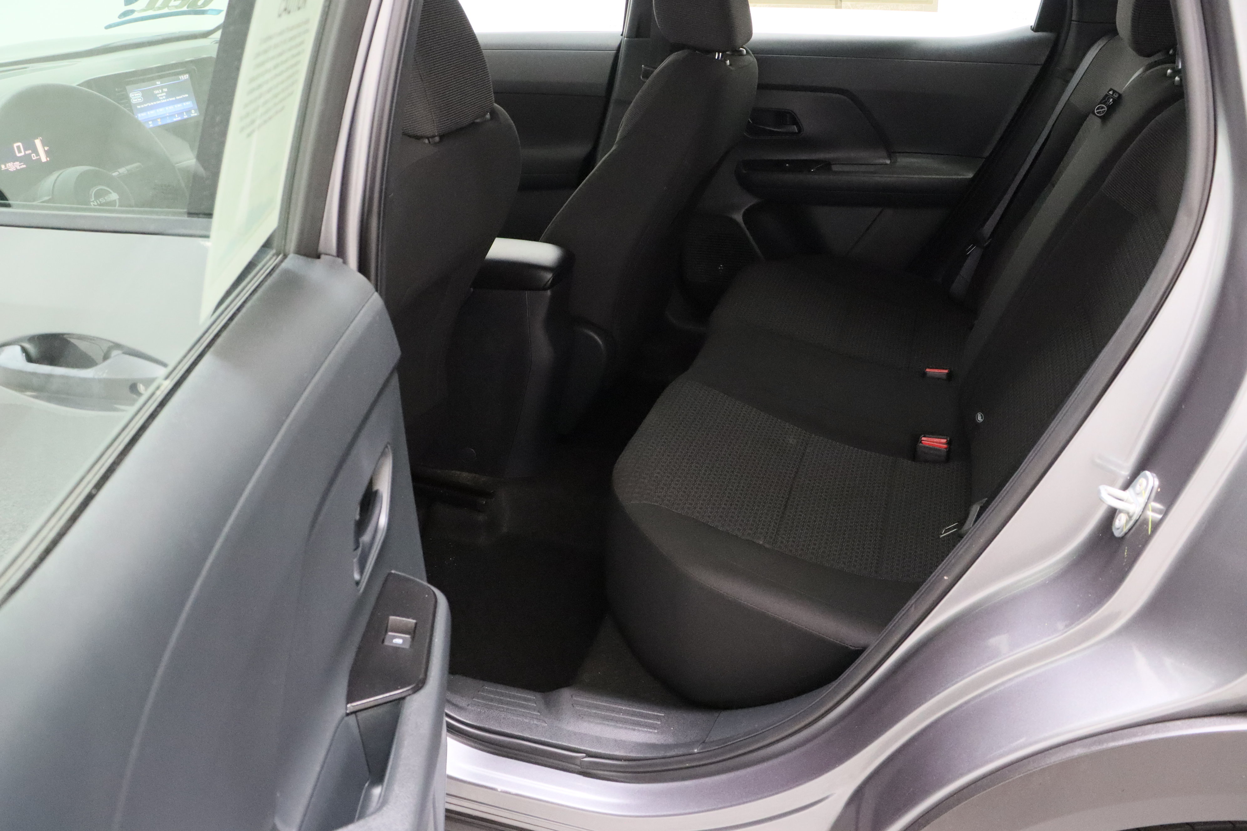 Used 2025 Nissan Kicks S FWD image 27