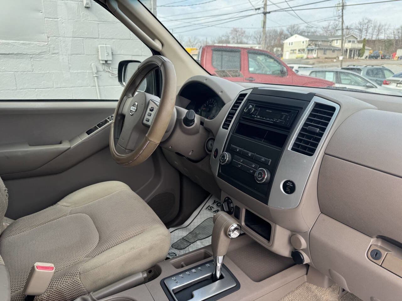 Used 2009 Nissan Frontier SE w/ SE Value Truck Pkg image 24