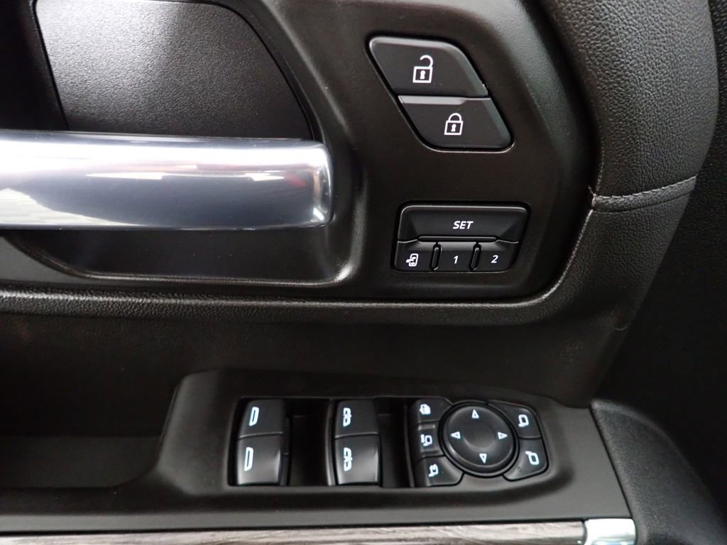 Used 2021 Chevrolet Silverado 3500 LTZ image 26