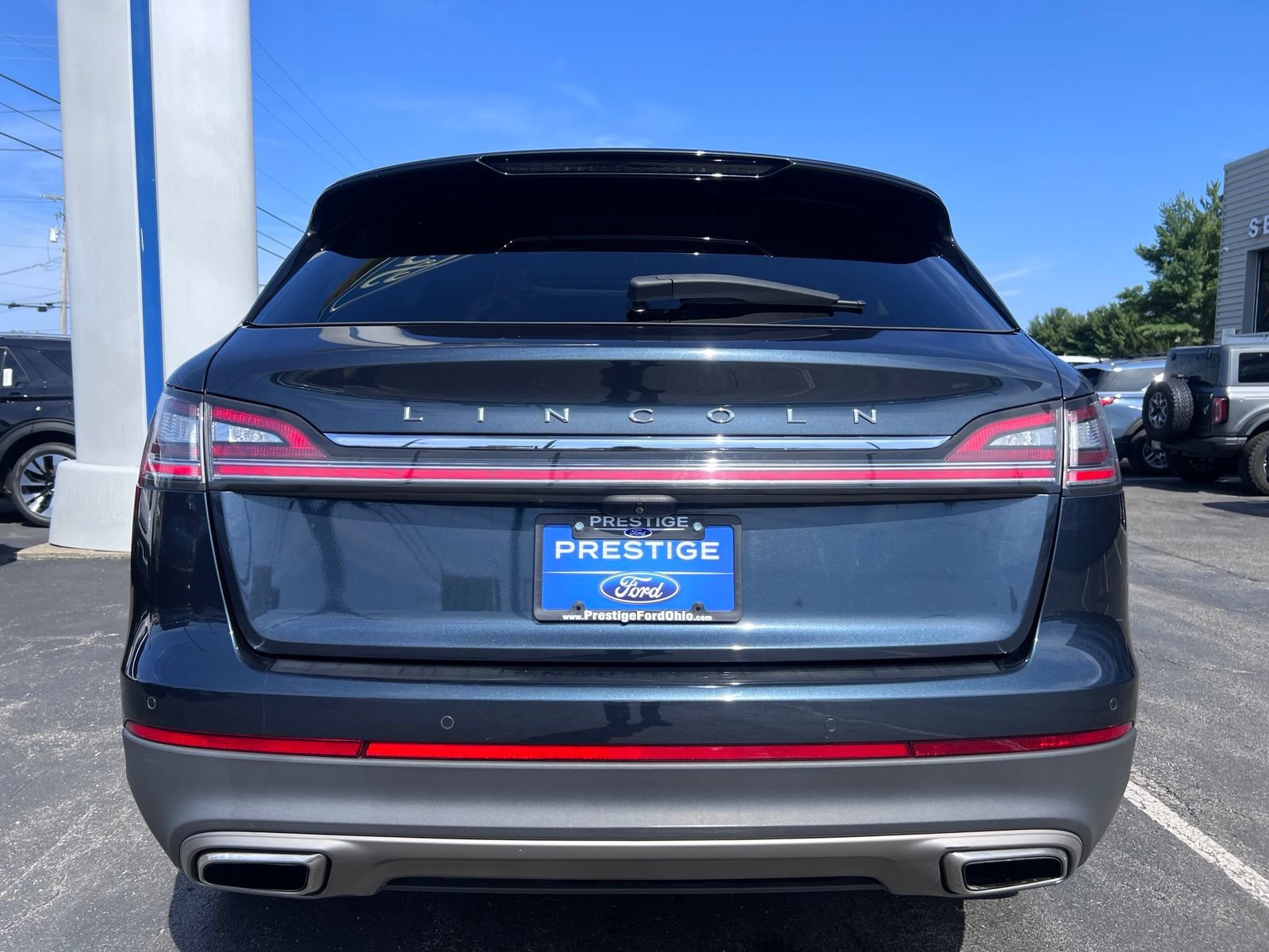 Used 2023 Lincoln Nautilus Reserve AWD/4WD image 8