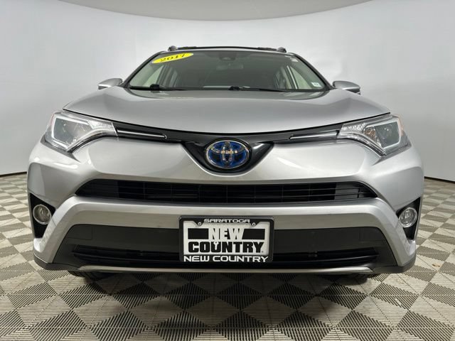 Used 2017 Toyota RAV4 XLE AWD/4WD image 8