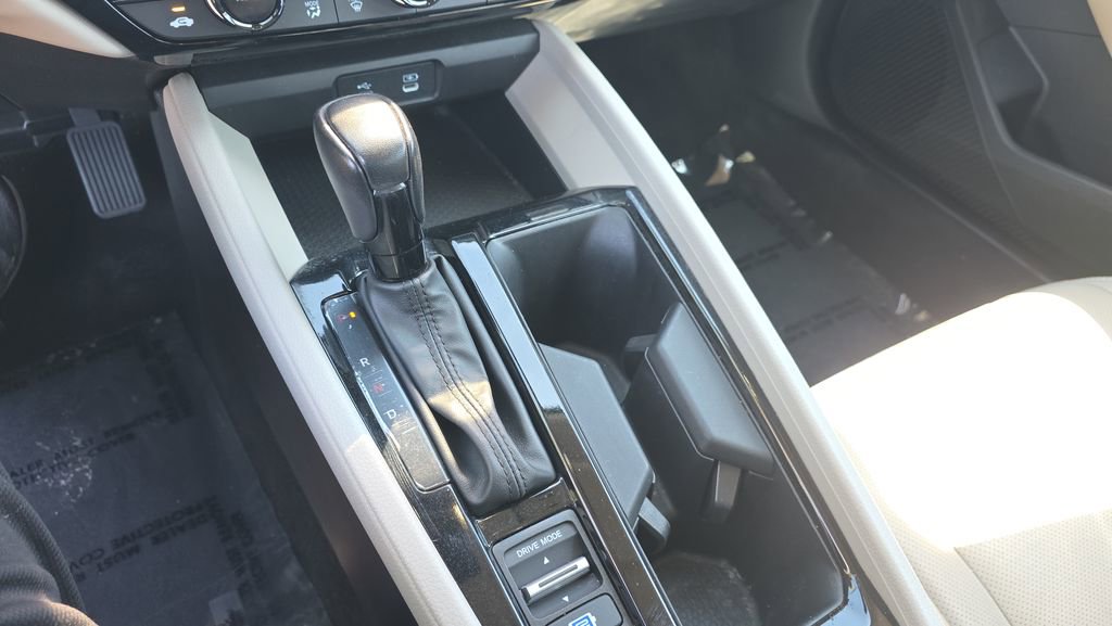 Used 2024 Honda Accord EX-L image 26