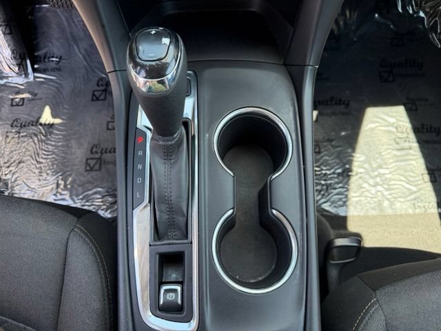 Used 2020 Chevrolet Equinox LT FWD image 18