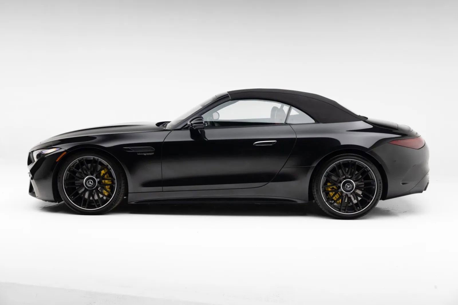Used 2022 Mercedes-Benz SL 55 AMG 4MATIC image 13